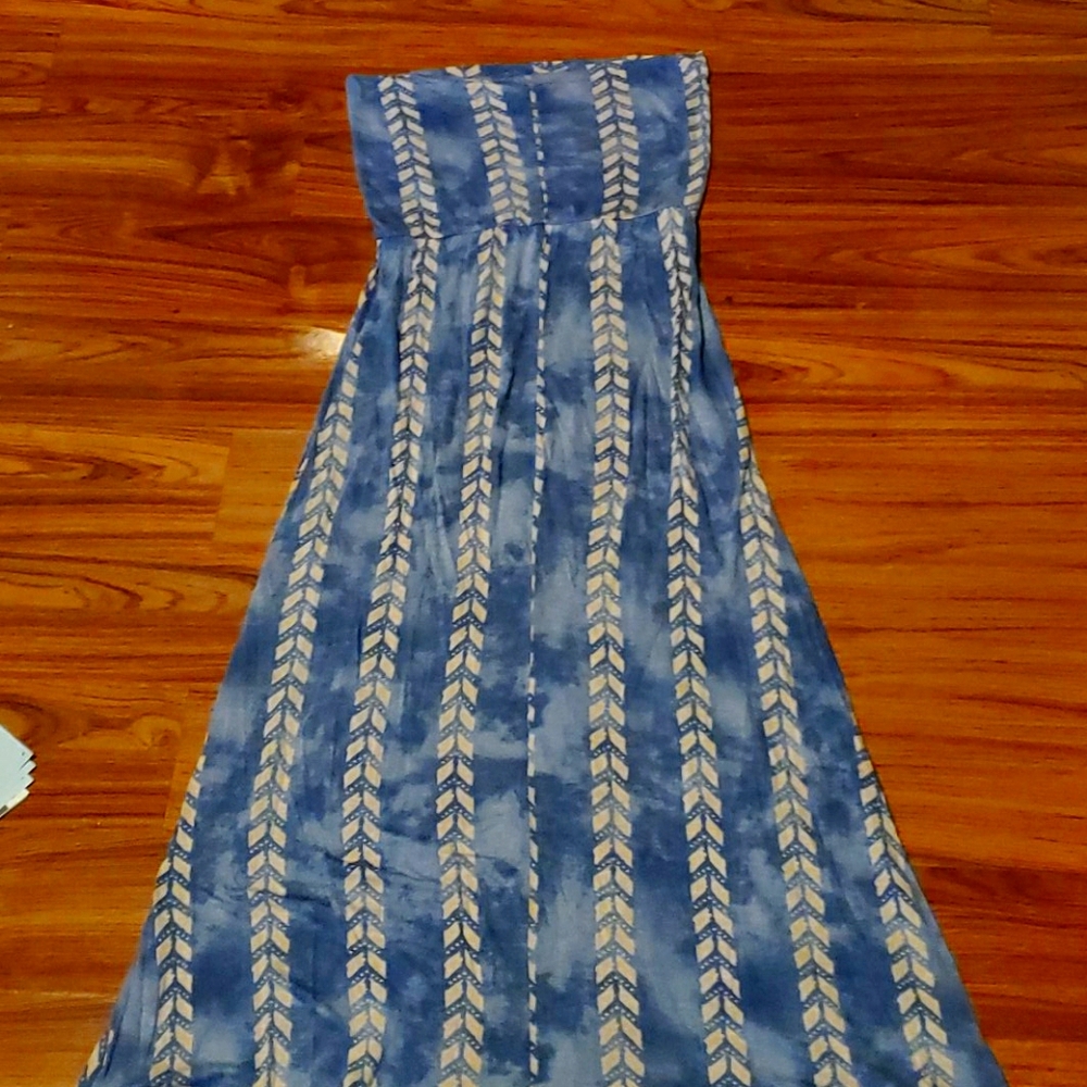 Long Billabong skirt or could be a tube dress